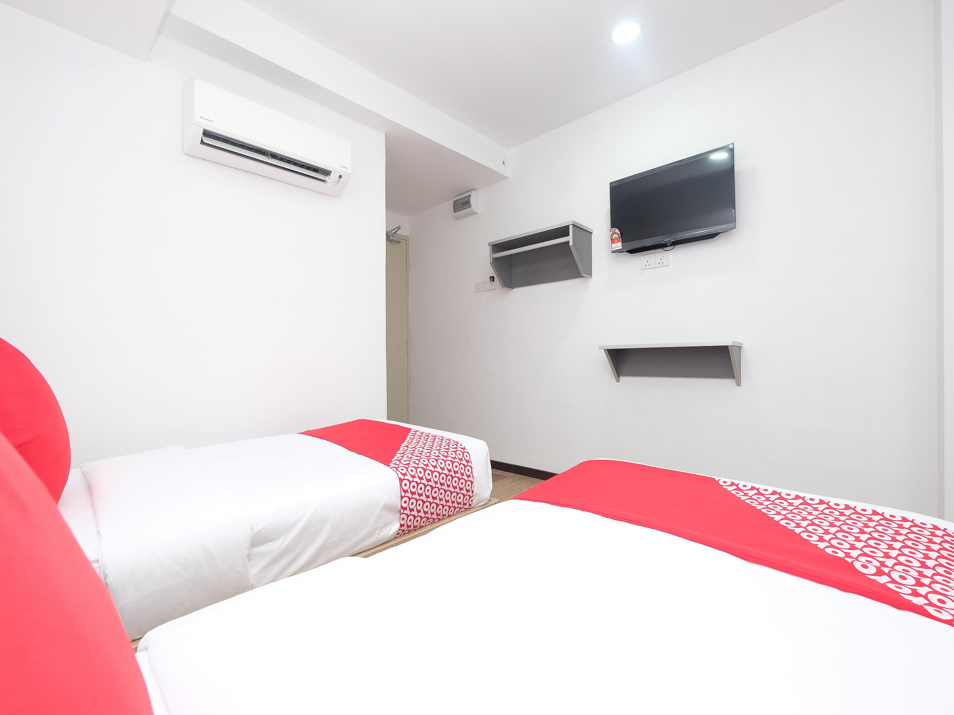 Oyo 44043 First Garden Hotel Kuantan Eksteriør bilde