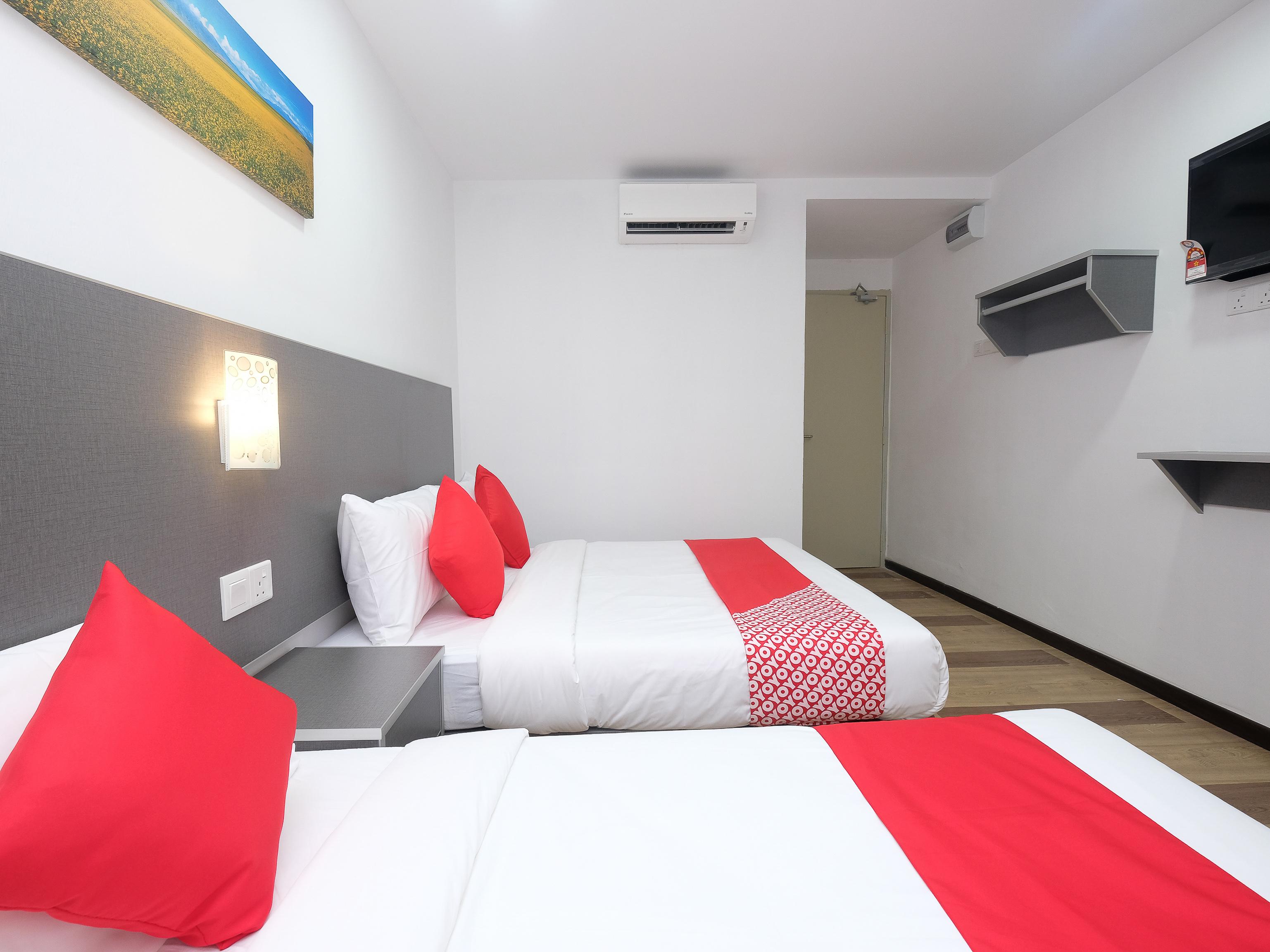 Oyo 44043 First Garden Hotel Kuantan Eksteriør bilde