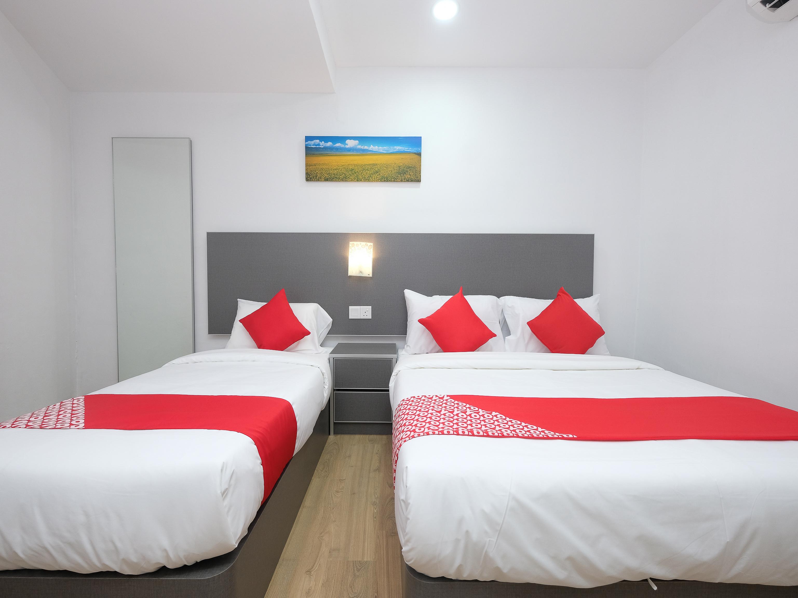 Oyo 44043 First Garden Hotel Kuantan Eksteriør bilde