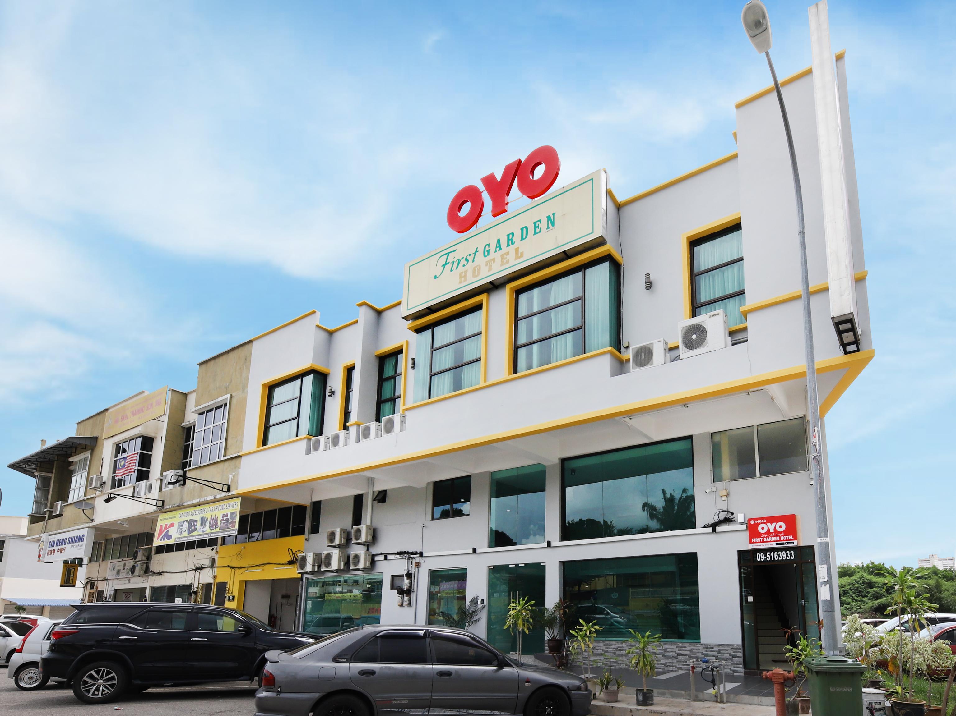 Oyo 44043 First Garden Hotel Kuantan Eksteriør bilde