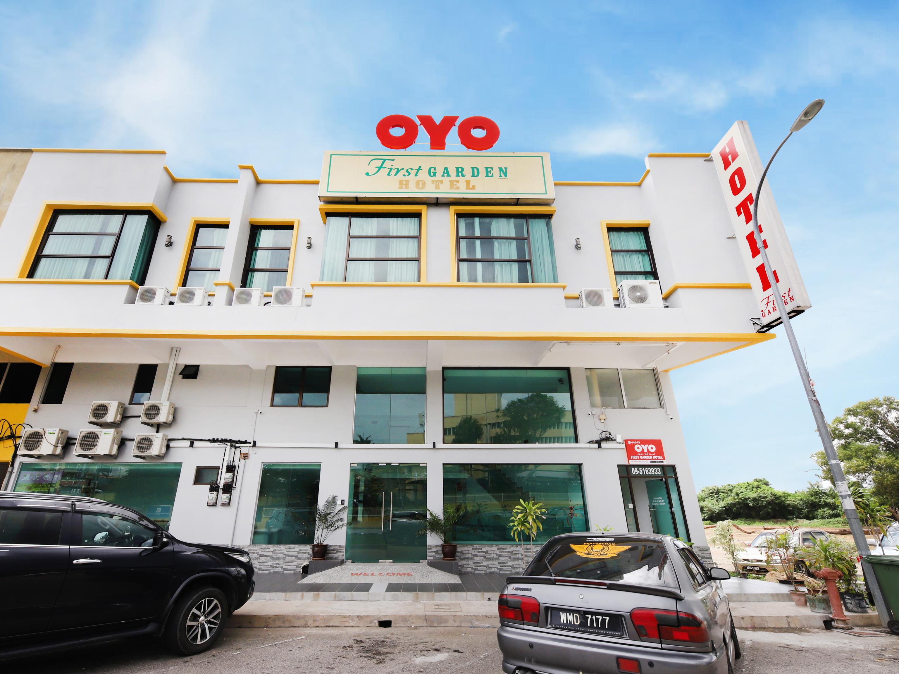 Oyo 44043 First Garden Hotel Kuantan Eksteriør bilde