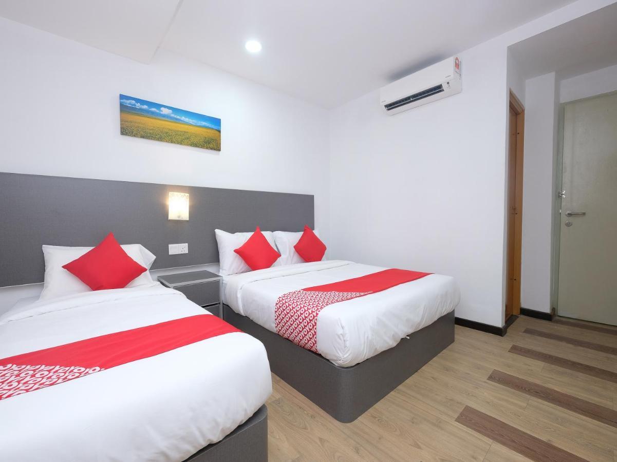 Oyo 44043 First Garden Hotel Kuantan Eksteriør bilde