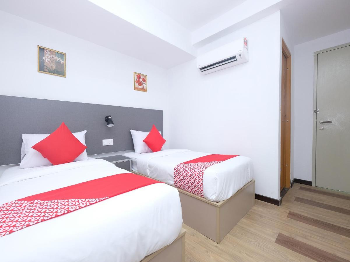 Oyo 44043 First Garden Hotel Kuantan Eksteriør bilde